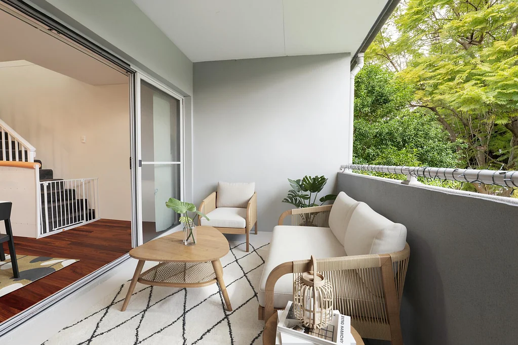 Five Dock 3房 3间卧室 | 优越位置 | 双车位 3 Bedrooms | Prime Position | Double Garage