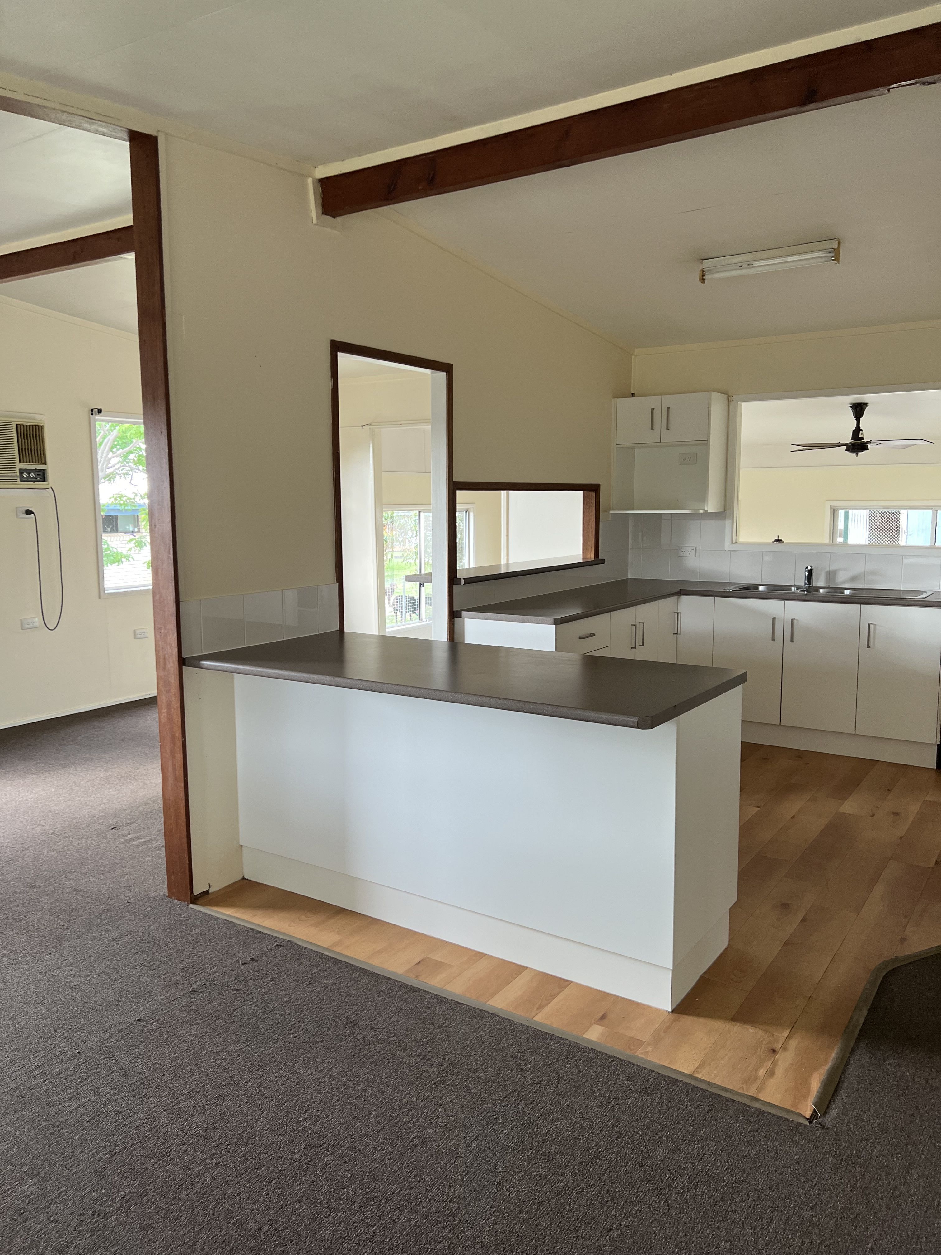 24 WRIGHT ST, ROMA QLD 4455, 0 Schlafzimmer, 0 Badezimmer, House