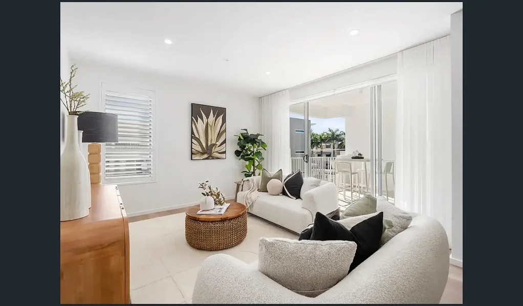 2 Bedroom Beachfront unit!