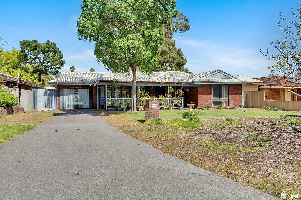 20 Champion Drive, Armadale, WA 6112