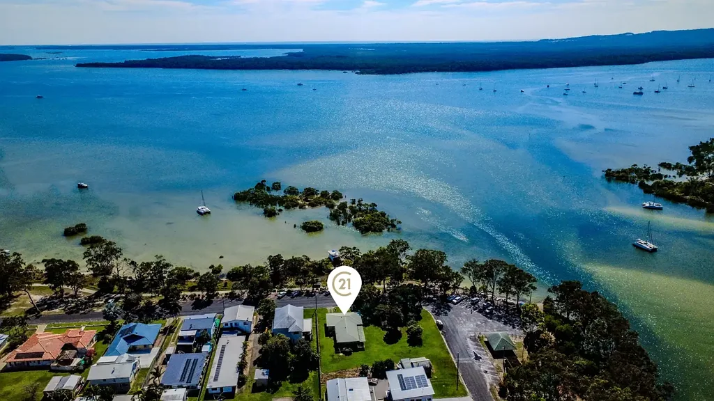Tin Can Bay 3Phòng ngủ Premier Location with Endless Opportunity