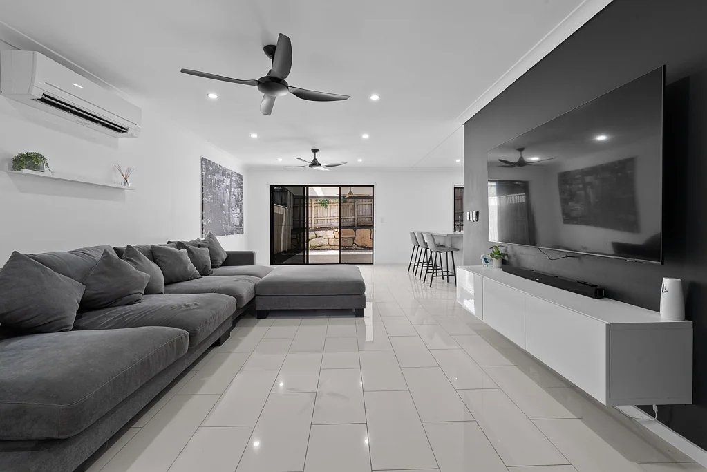 12/14 Norris Street, Pacific Pines, QLD 4211