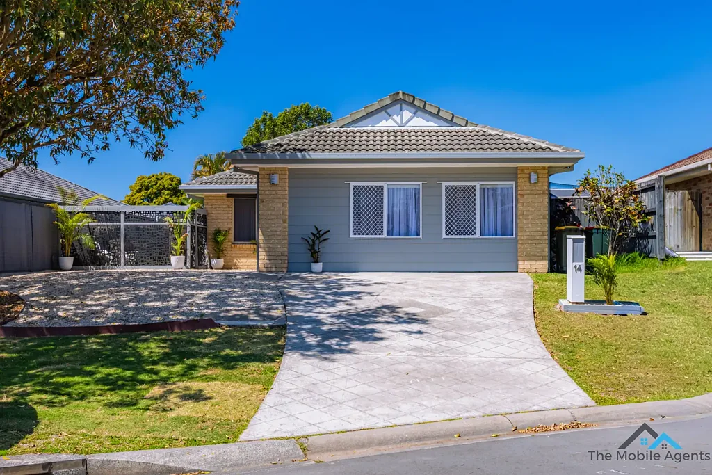 Nerang 5房  Spacious five bedroom home nestled in sought after location