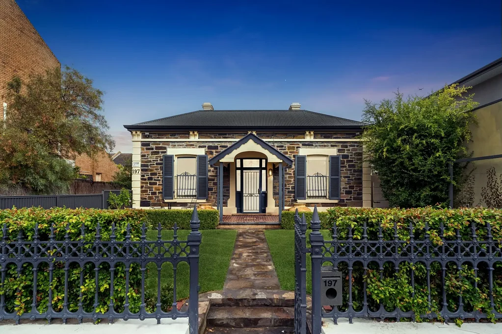 North Adelaide 6房  Rare Bluestone Villa - A lifestyle reawakening