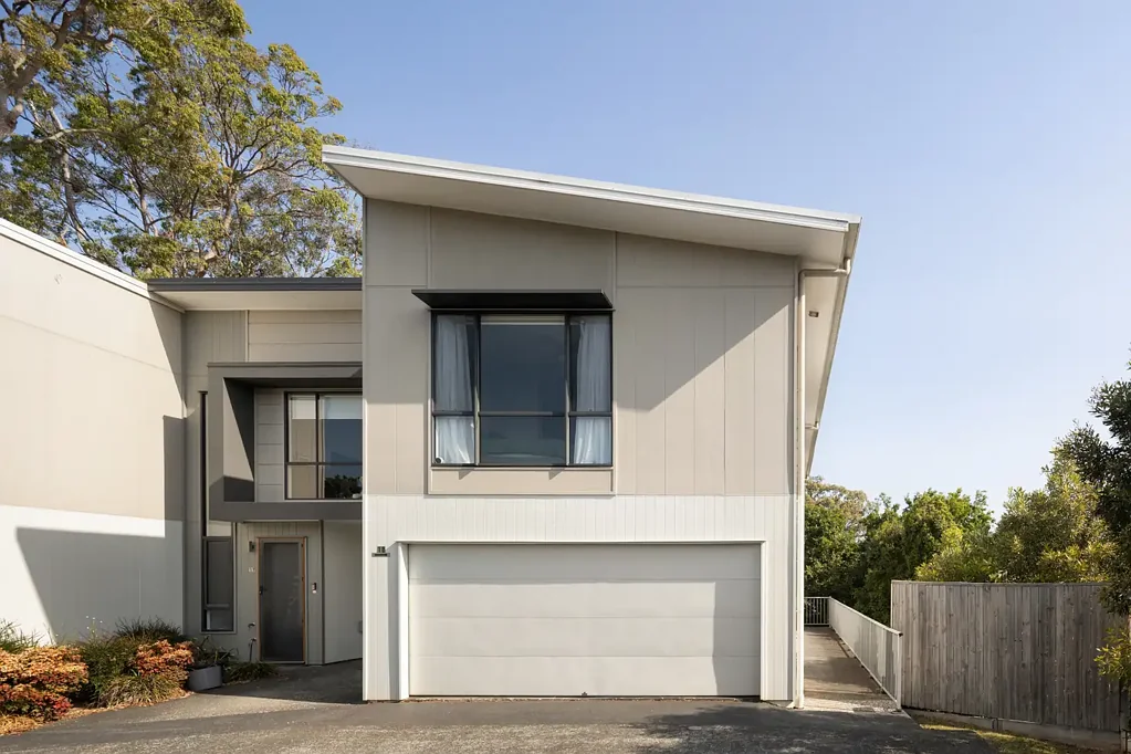 Bracken Ridge 4બેડરૂમ Contemporary Townhouse Living with Space, Style & Leafy Outlooks