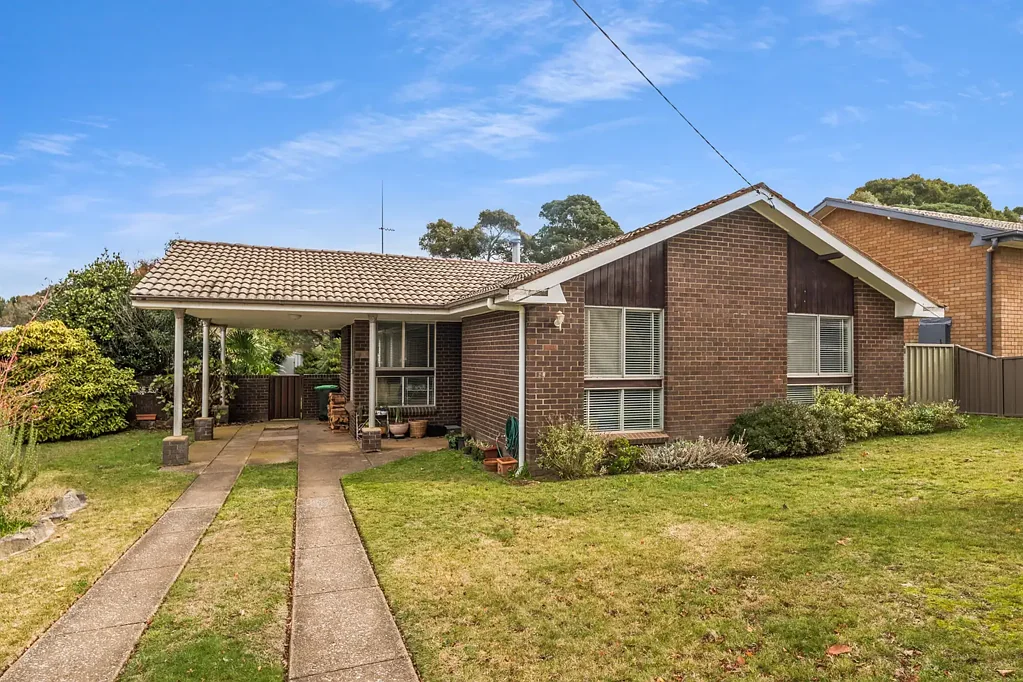 Crookwell 4Moenga Solid Home in Prime Crookwell Location
