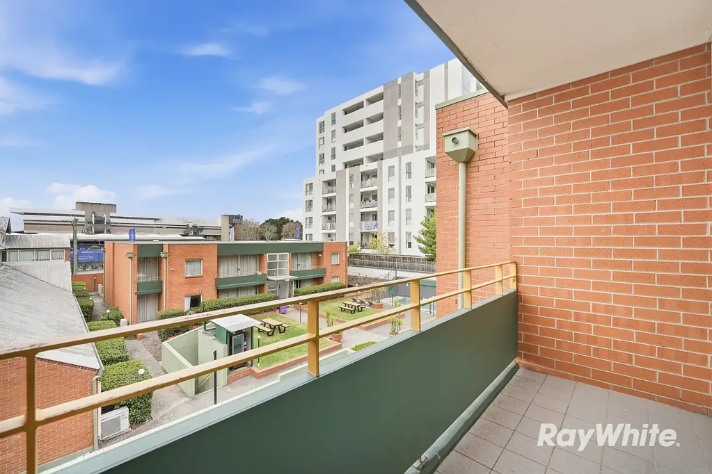 Rosehill 3房 有保障的租金收入 | 仅限高收益投资机会 Guaranteed Rental Income | High-Yield Investment Opportunity Only