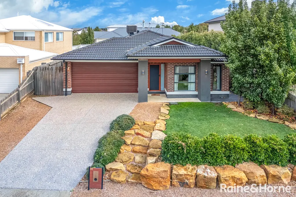 45 Wallaby Run, Gisborne, VIC 3437