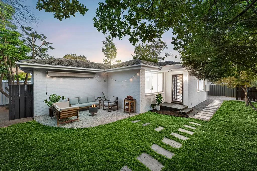 2/262 Waiora Road, Macleod, VIC 3085