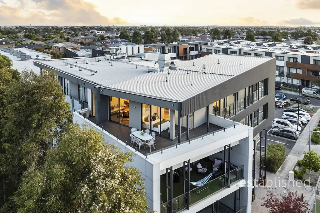 303/18 Tribeca Drive, Point Cook, VIC 3030