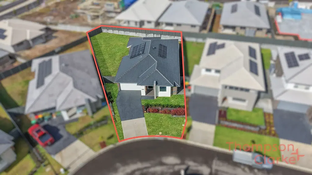 Chisholm 4Moenga BRAND NEW!! Modern Family Oasis in the Heart of Chisholm
