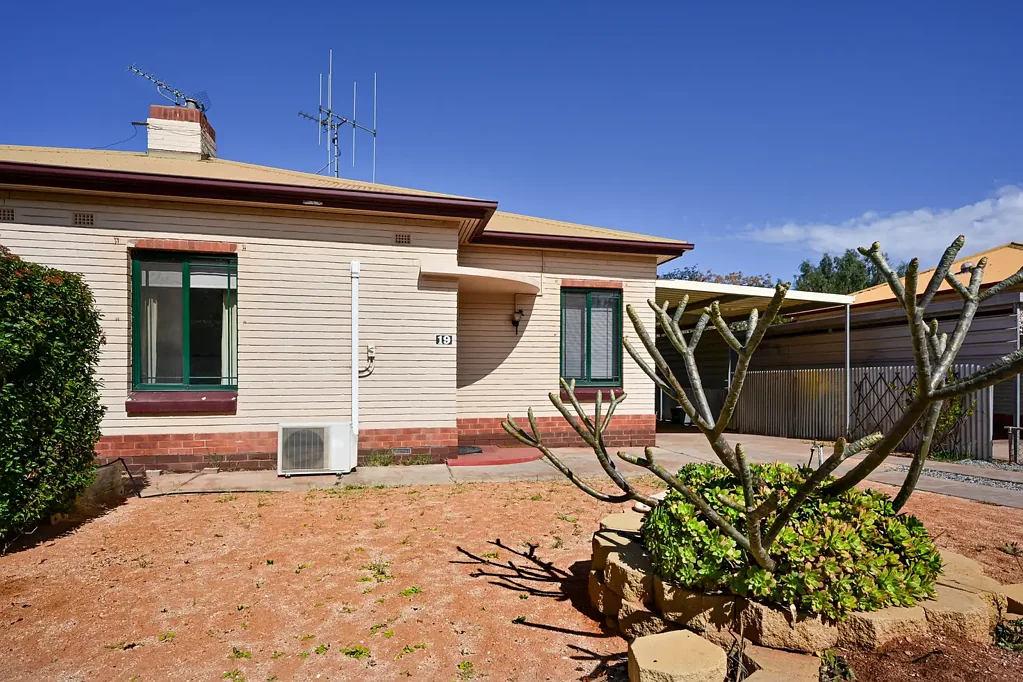 Whyalla 2房  Move-In Ready Maisonette - Nest or Invest