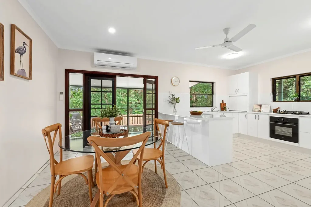 15 Atkinson Street, Machans Beach, QLD 4878