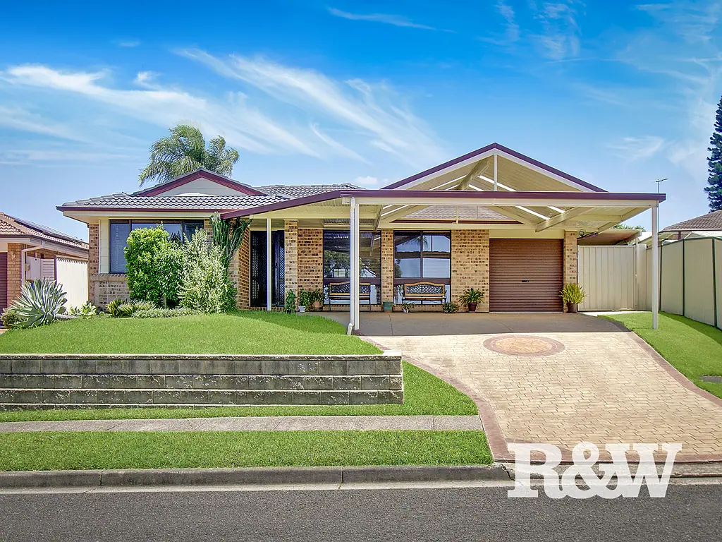 25 Aquilina Drive, Plumpton, NSW 2761