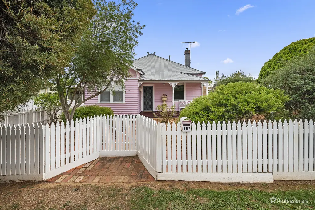 107 Loch Street, Maryborough, VIC 3465