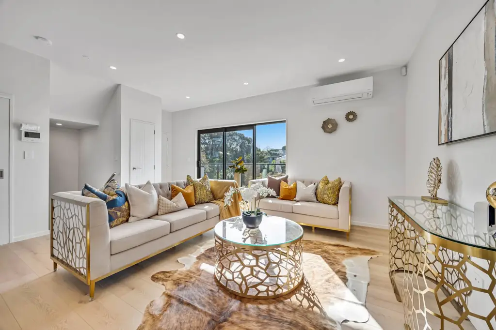 Howick 4Kwarto Stylish Modern Haven in Central Howick