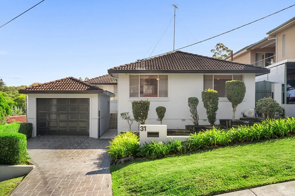 31 Tenth Avenue, Loftus, NSW 2232