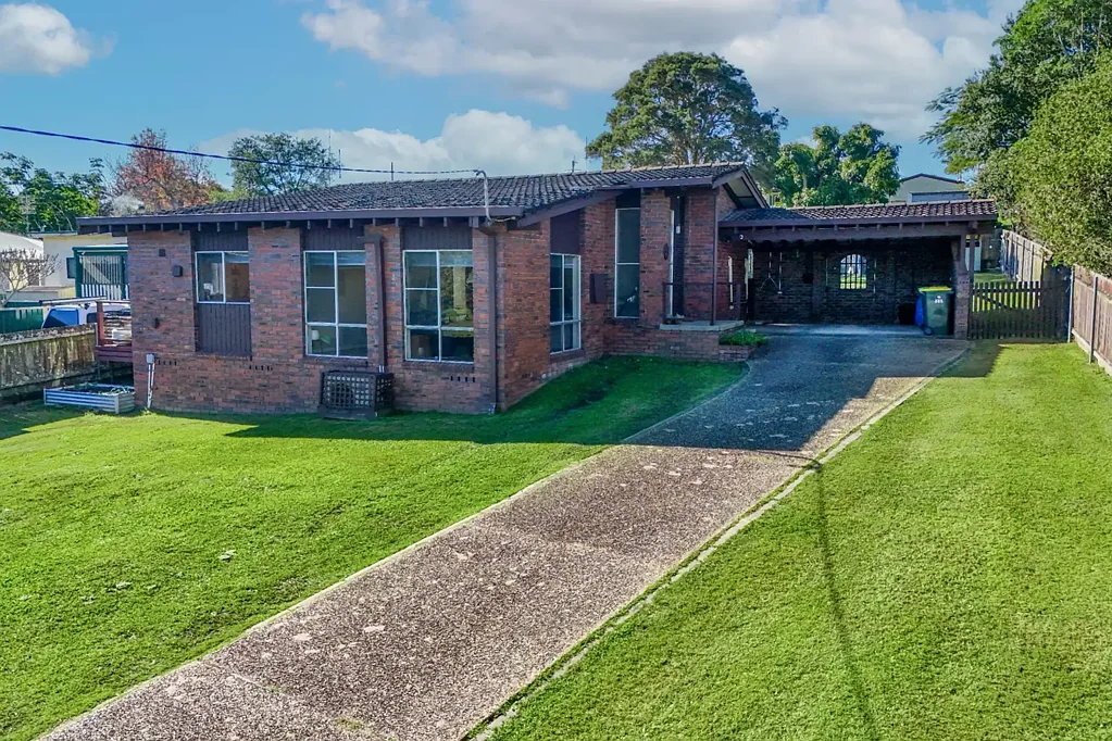 East Kempsey 3房  Split-Level Living in a Prime East Kempsey Location!