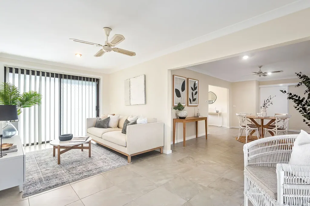 44 Princes Highway, Unanderra, NSW 2526