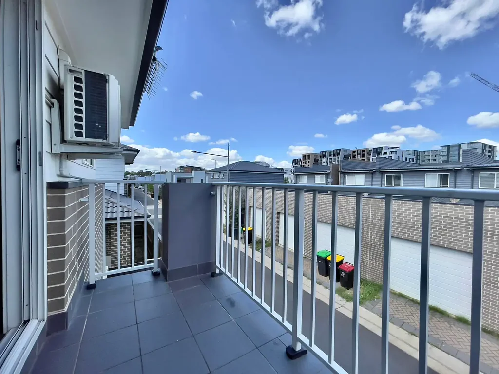 Great location, Priced to lease!