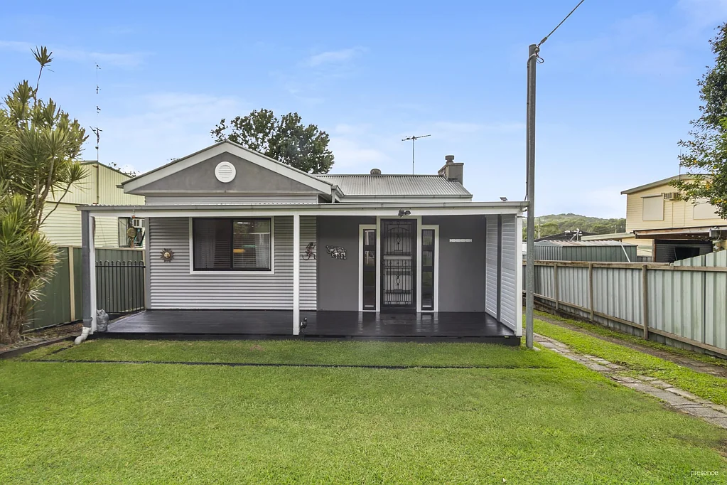 31 Turnbull Street, Fennell Bay, NSW 2283