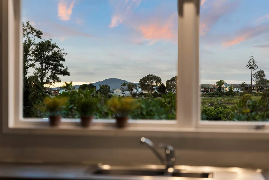 4 Keretene Place, Meadowbank, Auckland City, Auckland