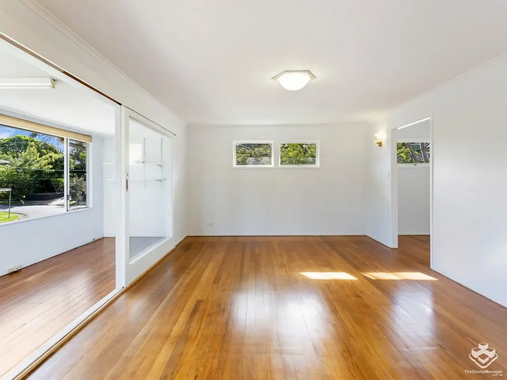 Freshly Renovated 3 Bedroom Family Home, Close To Everything!