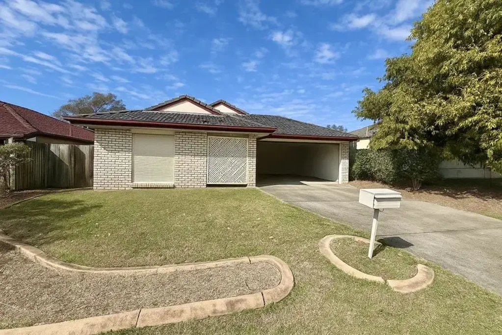 Spacious Family Home with Modern Comfort!