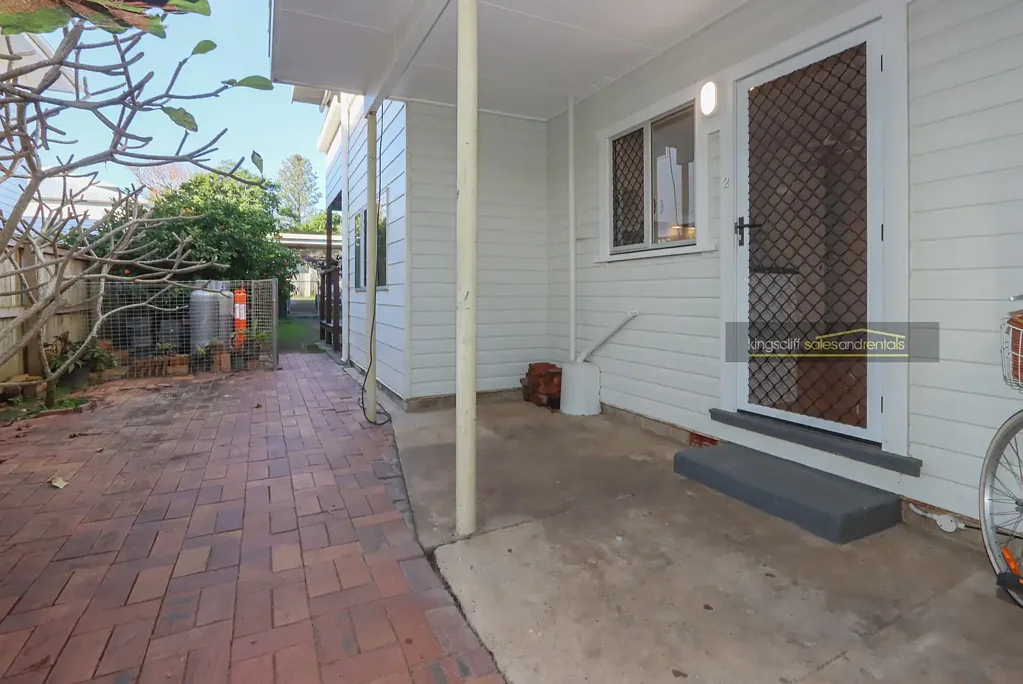 2br flat under residence in Kingscliff
