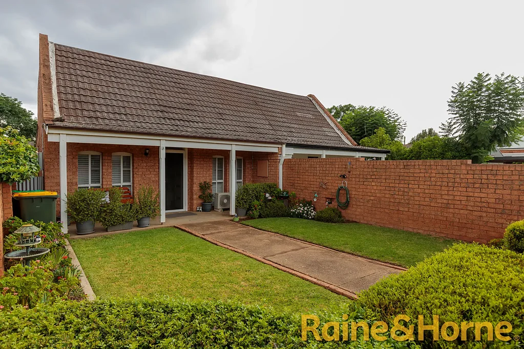 1/141 Dandaloo Street, Narromine, NSW 2821