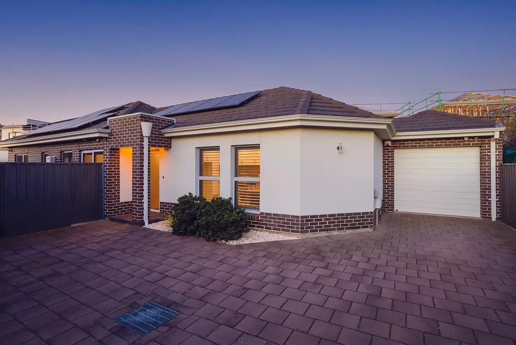 Flinders Park 3Kwarto Elevated Living - Where Quality Meets Lifestyle, Moments From Linear Park