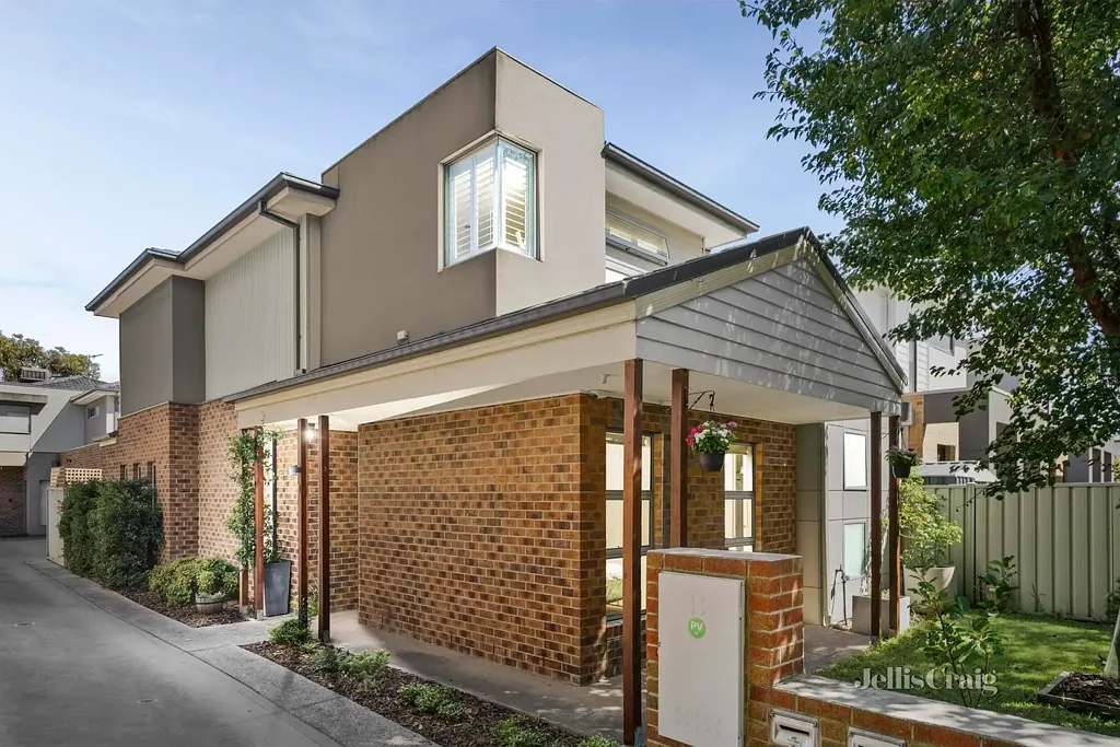 1/31 Maddox Road, Newport, VIC 3015