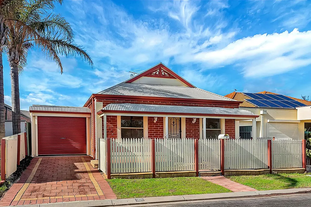 13 Hamilton Place, Mawson Lakes, SA 5095