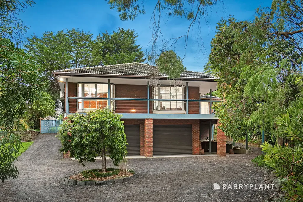 25 Renown Street, Ferntree Gully, VIC 3156