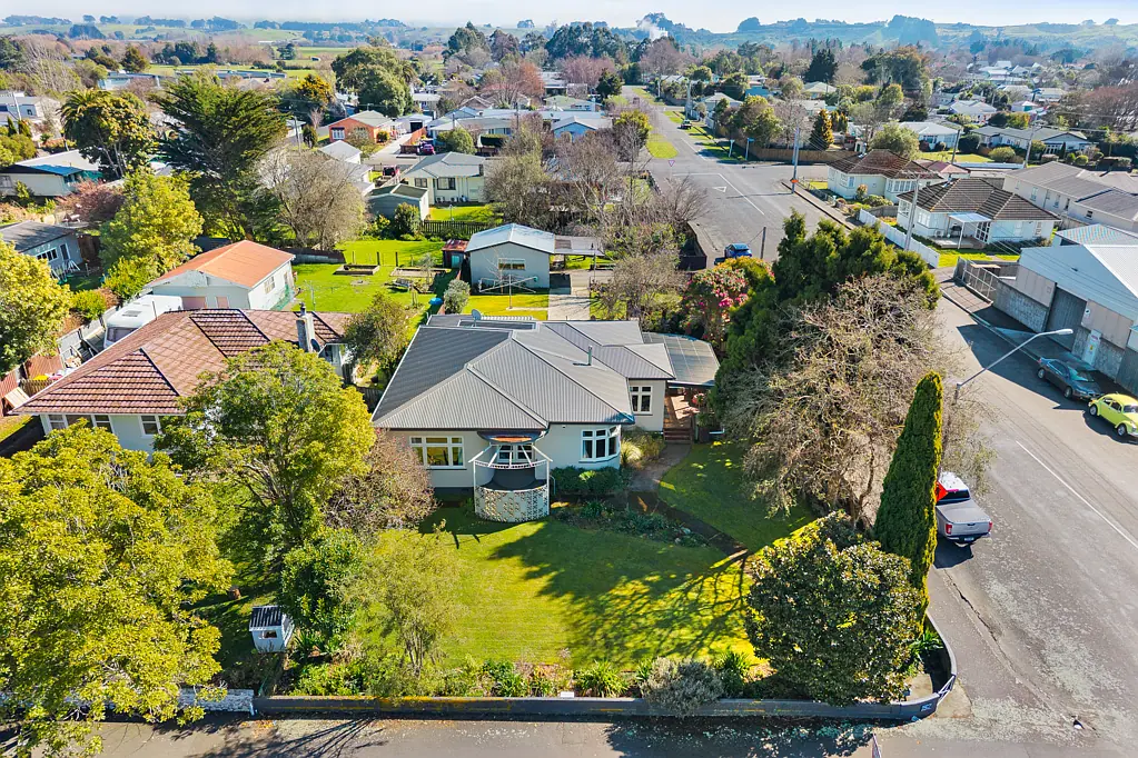 Pahiatua 3Phòng ngủ Family Living with Space & Charm!!