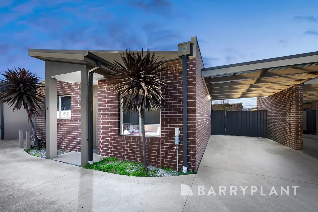 2/33 Henry Street, St Albans, VIC 3021