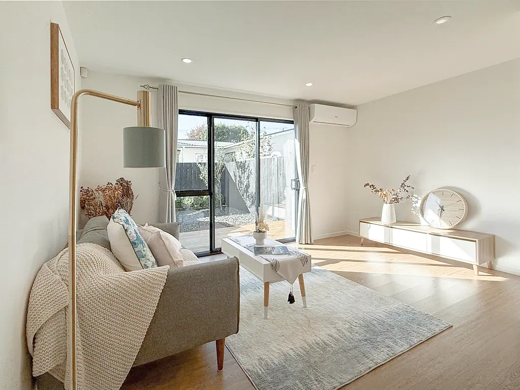 5/17 Rewarewa Road, Te Atatu Peninsula, Waitakere City, Auckland