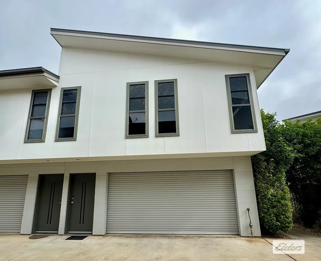 Compact and Low Maintenance Living!