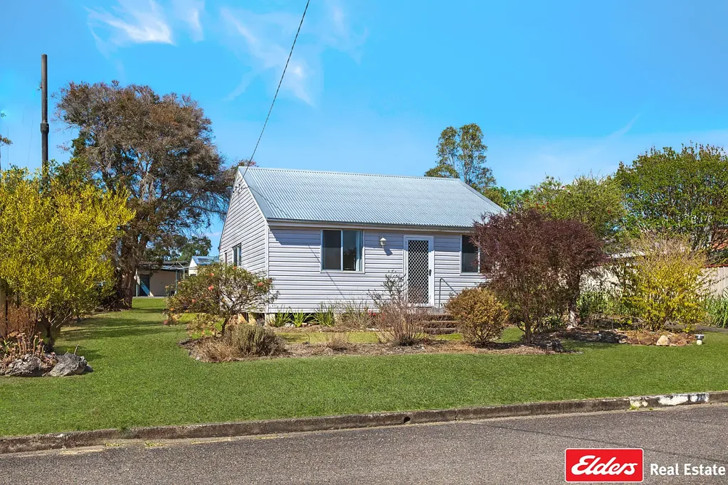 Cute Cottage on large block
