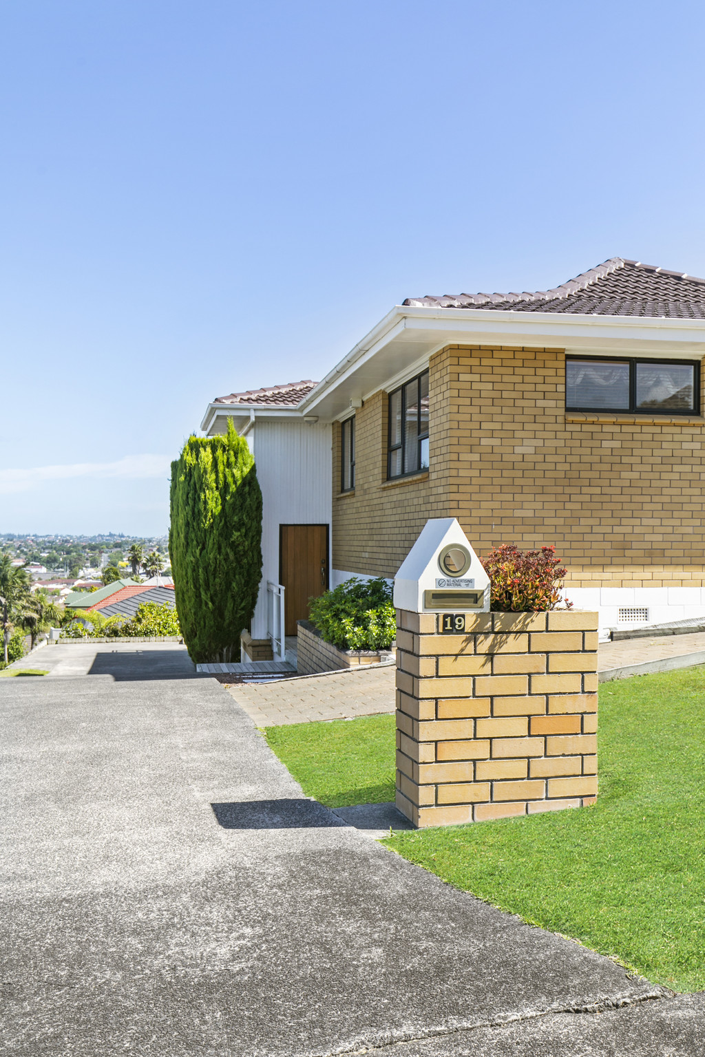 19 Gwenand Place, Botany Downs, Auckland - Manukau, 4 Bedrooms, 0 Bathrooms