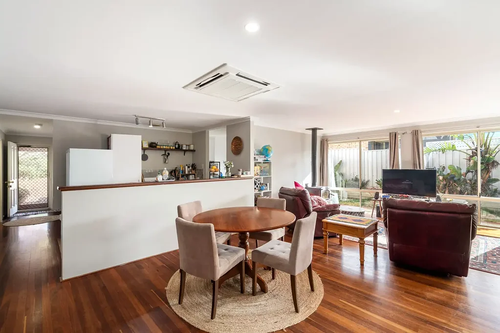 Peppermint Grove Beach 4બેડરૂમ NEW PRICE OFFERING - Set to Impress