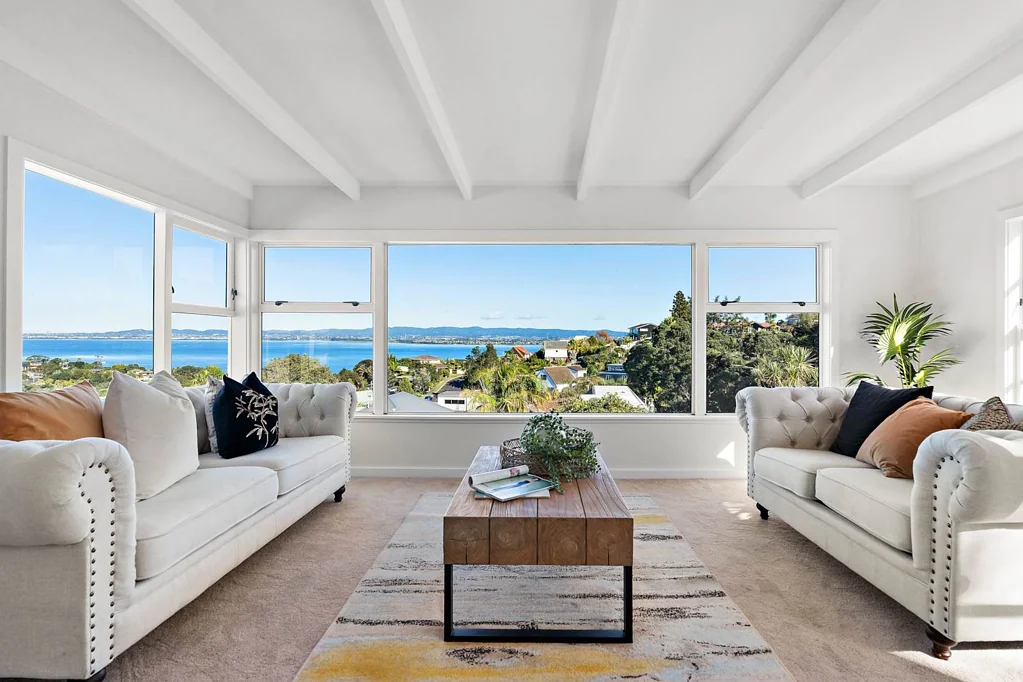 1/11 Sea Vista Avenue, Beach Haven, North Shore City, Auckland