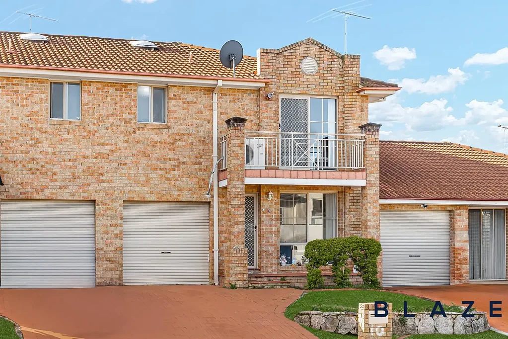 Fairfield West 3ਬੈੱਡਰੂਮ Ideally Located Townhouse