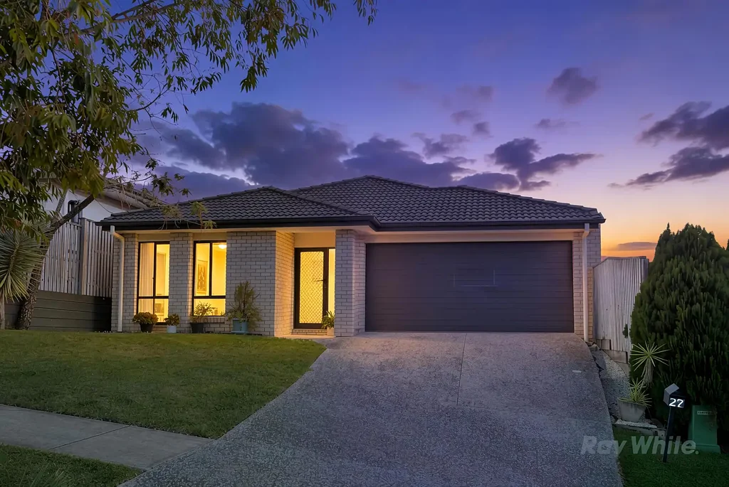 Ormeau Hills 5Kwarto Spacious Family Home with Flexible 5th Bedroom