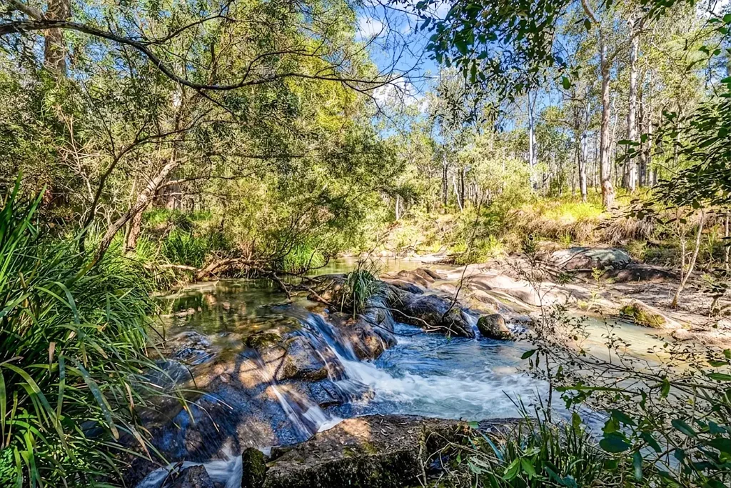 Wondecla 4Kwarto Modern Luxury | Meet Country Living | Defined by Nature

"NOW IS THE TIME - OFFERS INVITED"