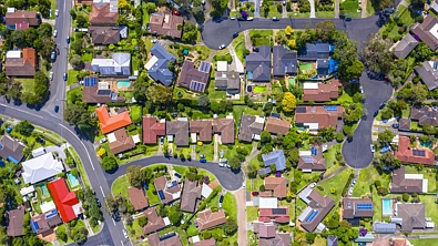 澳洲加息一来，房价最先扛不住的是这些地方！跌幅已到两位数……