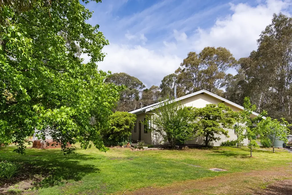54 Specimen Gully Road, Barkers Creek, VIC 3451