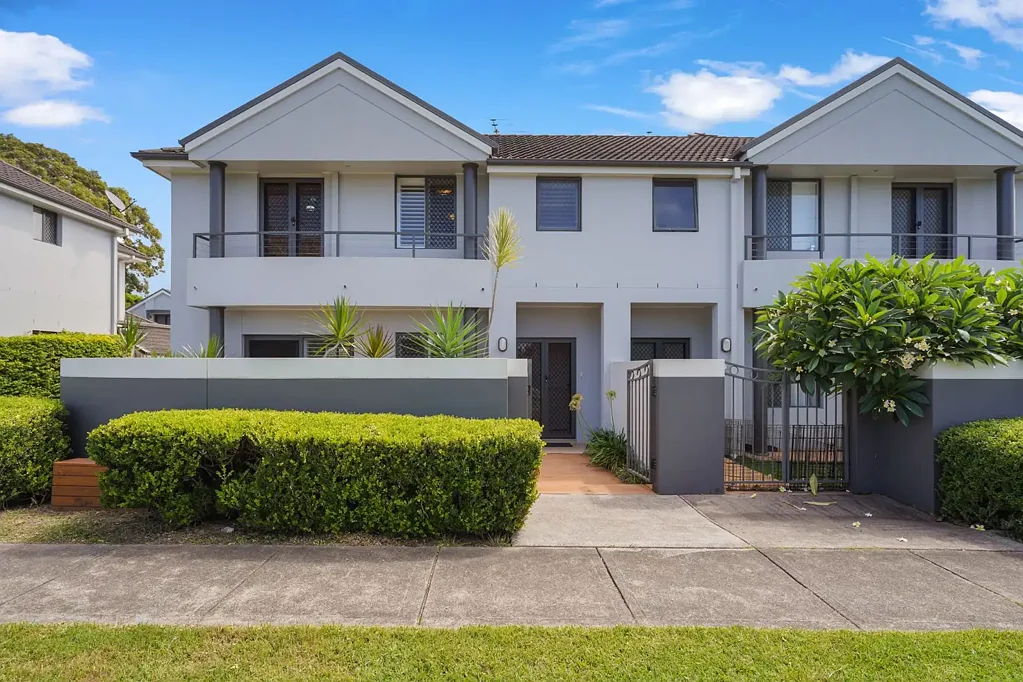 2/346 Brunker Road, Adamstown, NSW 2289