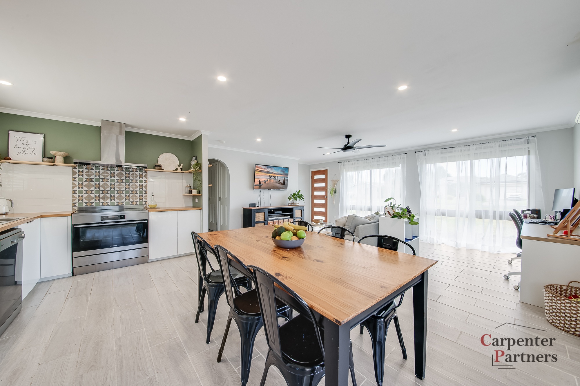 31 CHAPMAN ST, TAHMOOR NSW 2573, 0部屋, 0バスルーム, House