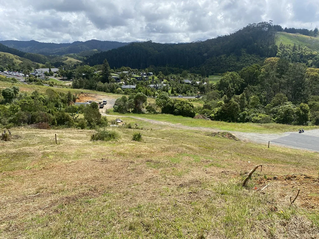 Whangamata Lifestyle At The Beach.